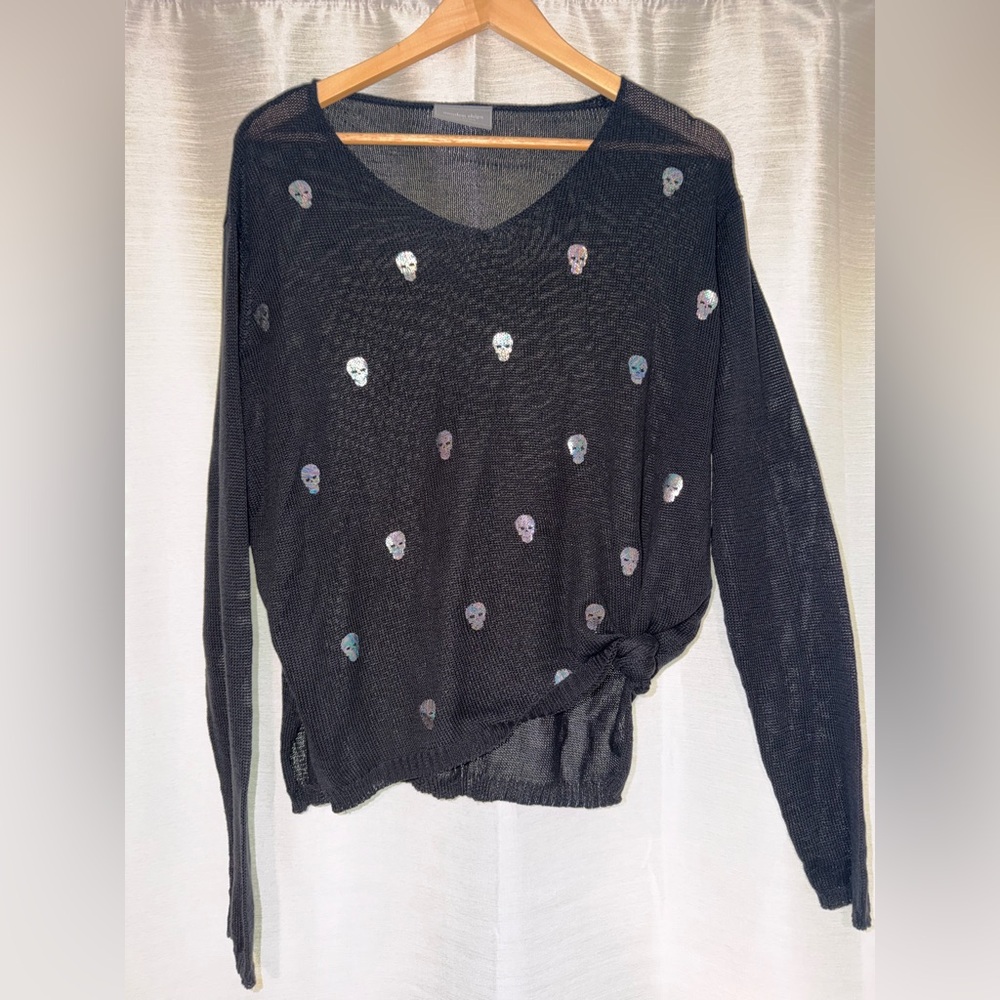 Like new Women’s size M/L Wooden Ships Sweater